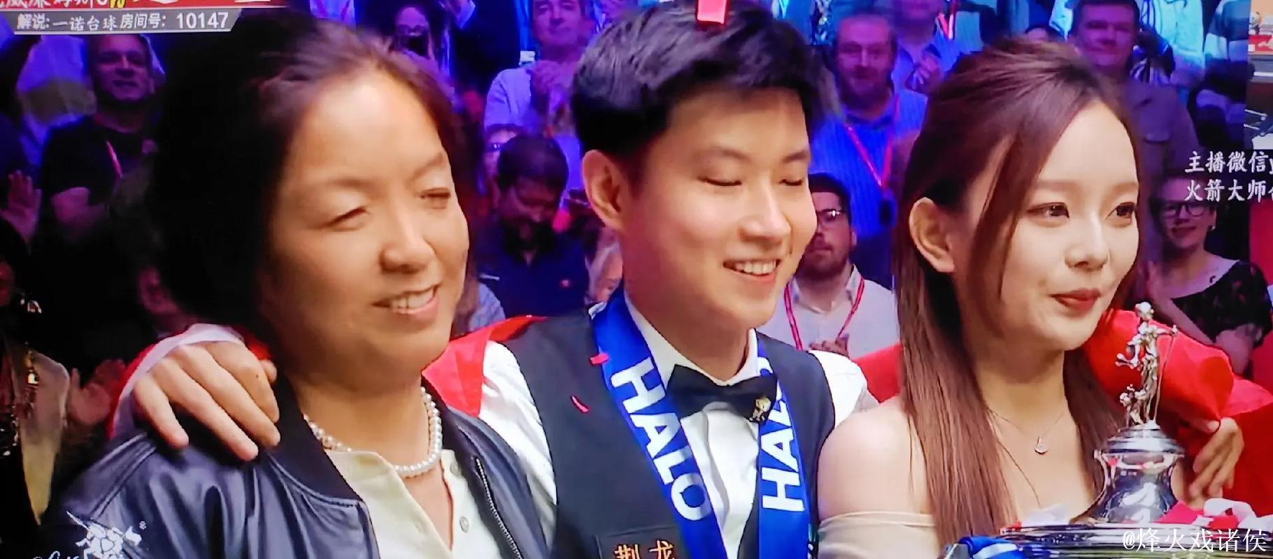 赵心童10-5力克布雷切尔，90后首人问鼎英锦赛冠军